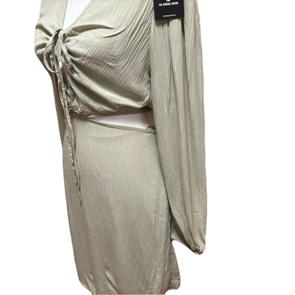 NWT The Normal Brand Ezra Crepe Cutout Dress XS Sage Boho Resort SOLD OUT - Picture 6 of 10